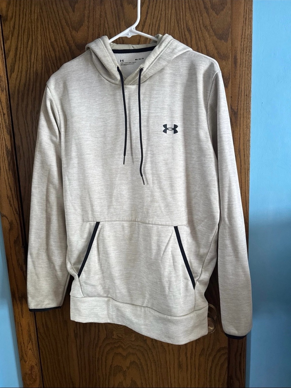 Under Armour Men’s Heathered Cream Pullover Hoodie with Black Trim